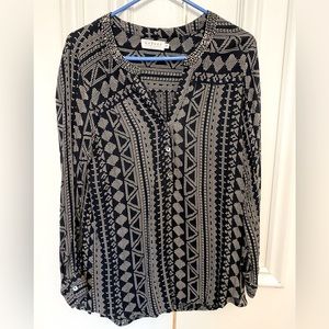 VELVET geometric blouse in XS